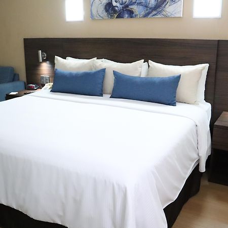 Rio Vista Inn Business High Class Tampico Kültér fotó